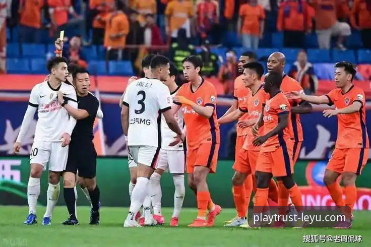 青岛海牛3-1爆冷击败上海海港：乐鱼体育平台赛事回看与投注操作教程